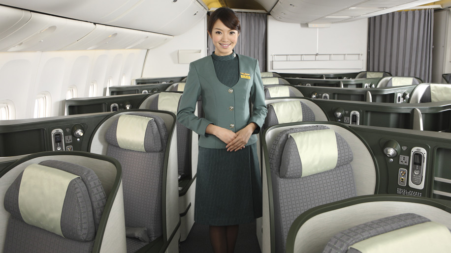 eva air 777 300er business class review